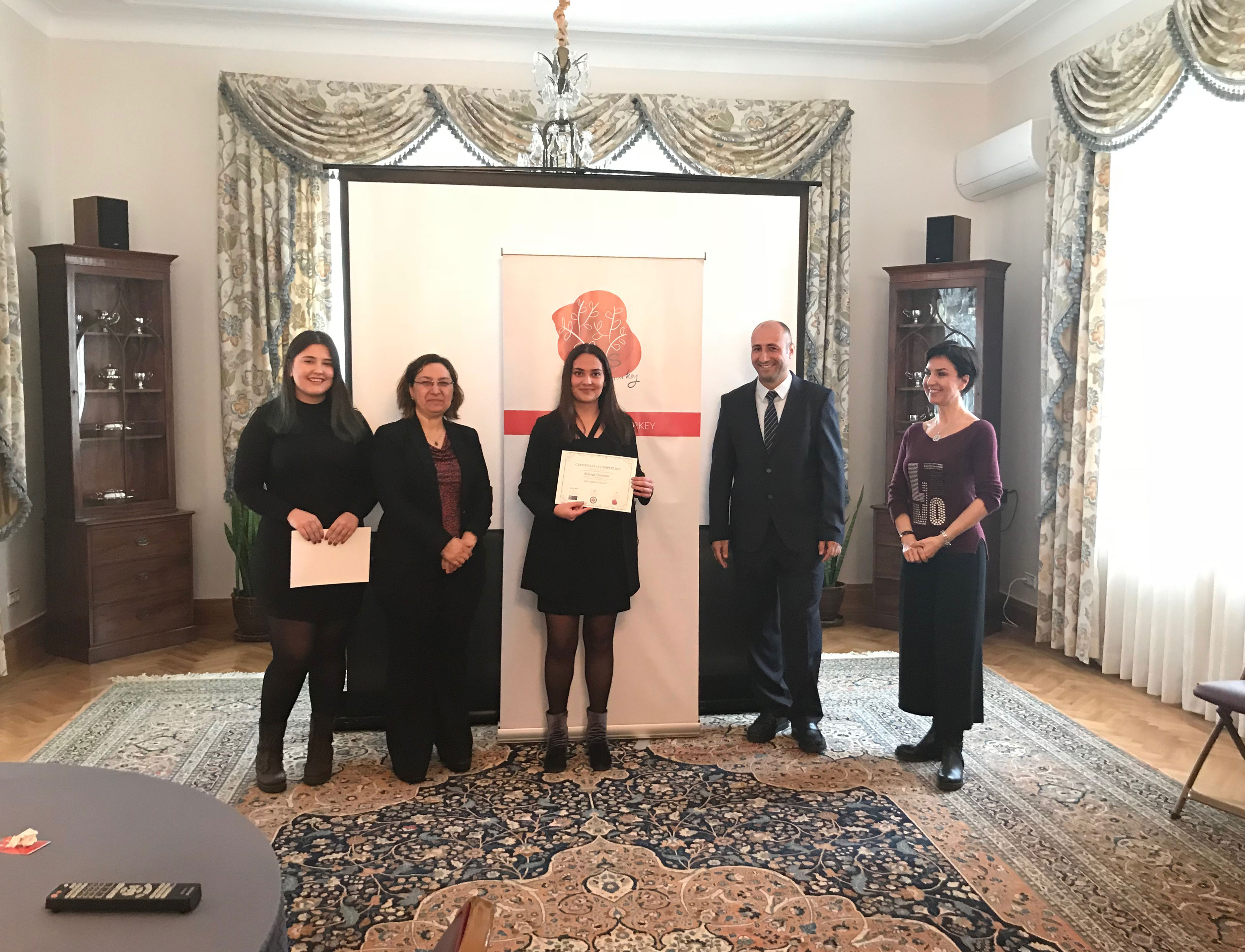 Ayşegül Çerçi and Kumru Selenge Özdemir award ceremony