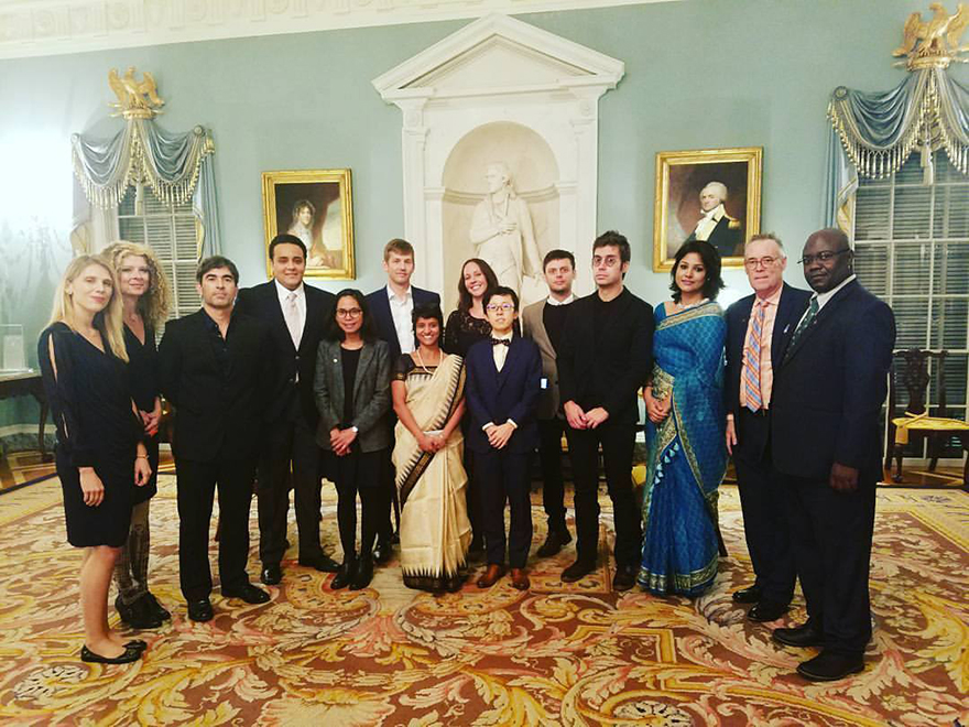 Szabolcs Panyi with his Hubert H. Humphrey Fellowship in Journalism cohort at the State Department in 2017